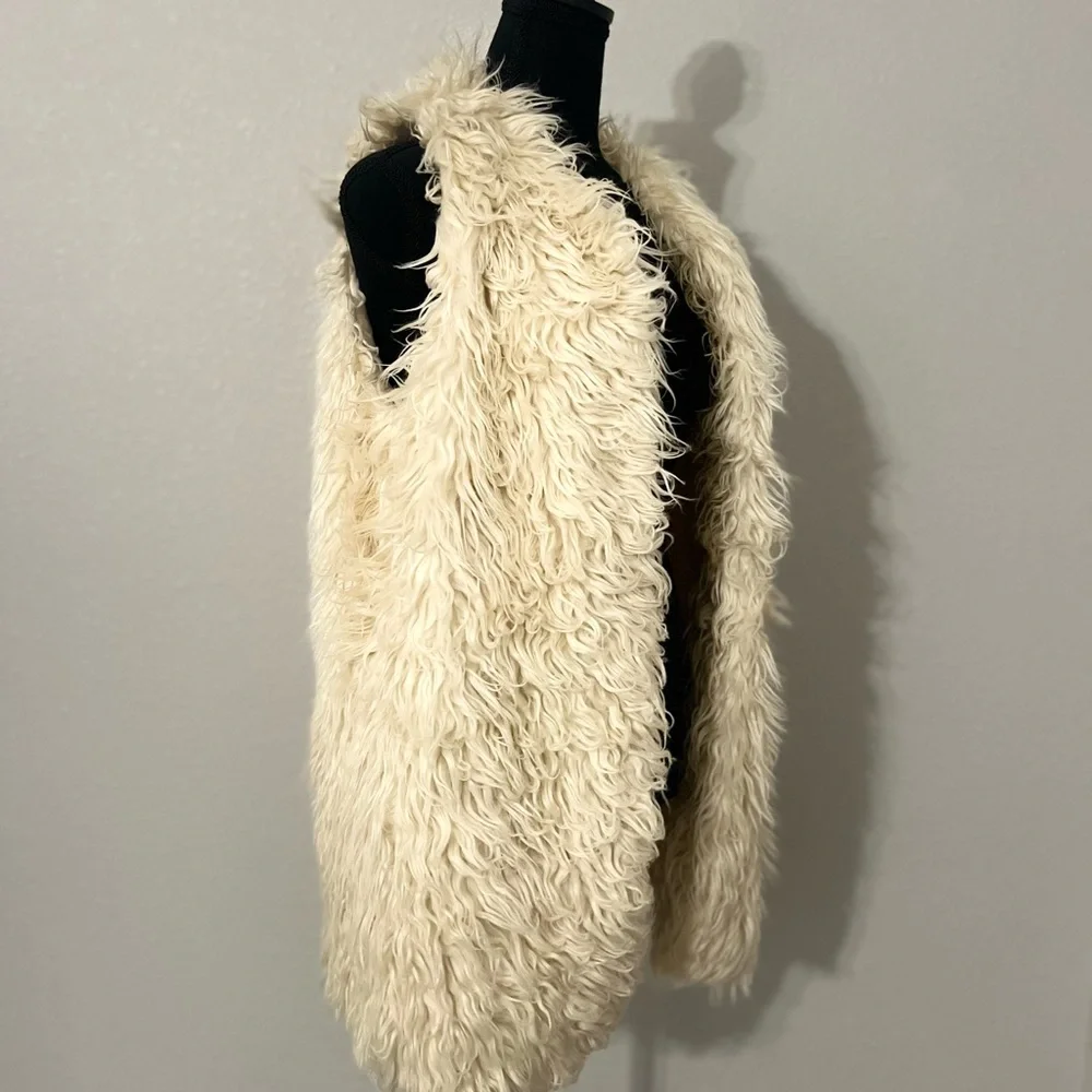 I Love H81 Los Angeles California - Boho Cream Faux Fur Shaggy Long Vest Sz S/M